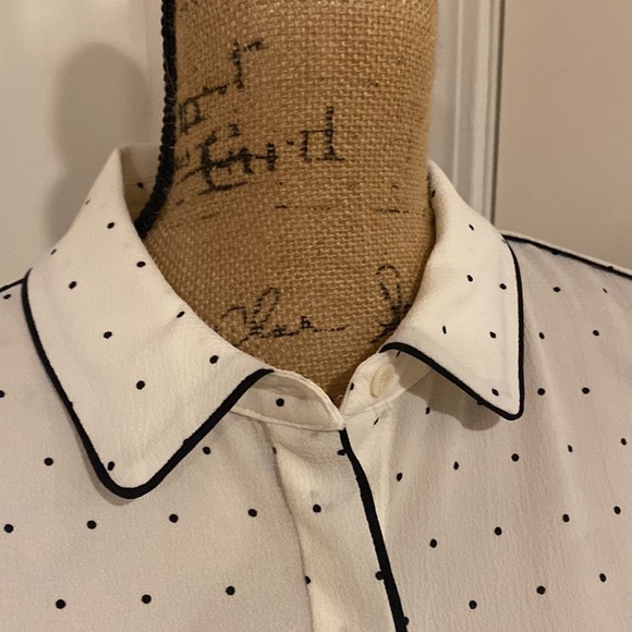 Vince Camuto Button Down Top Size Small - Picture 2 of 6